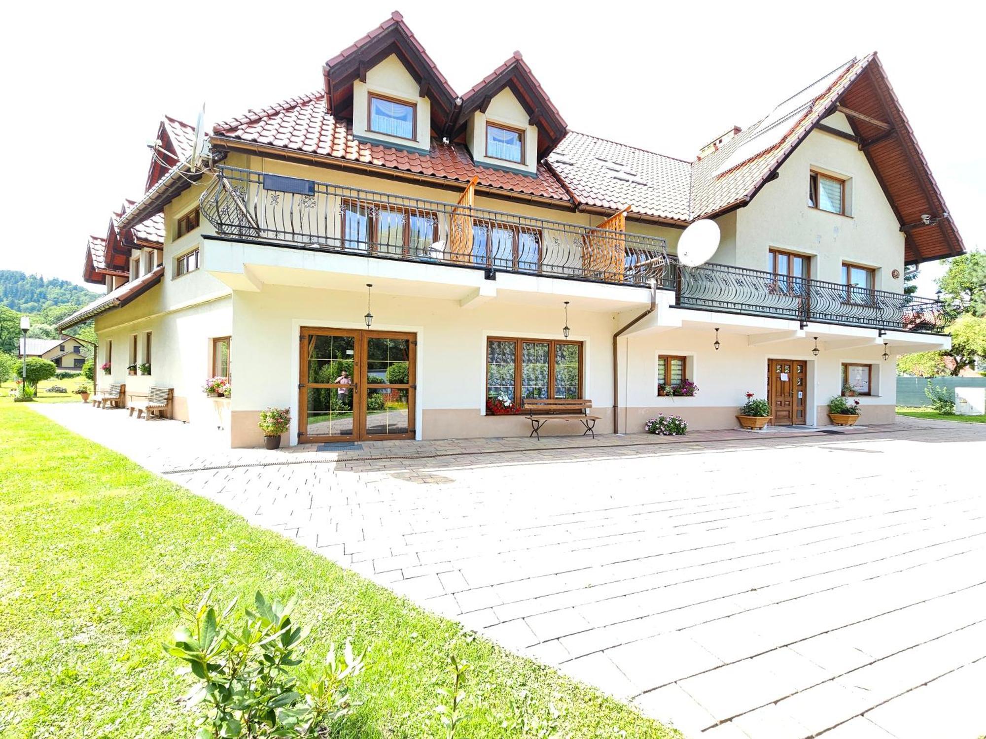 Dom Wypoczynkowy Beskidy Wegierska Gorka Exterior foto